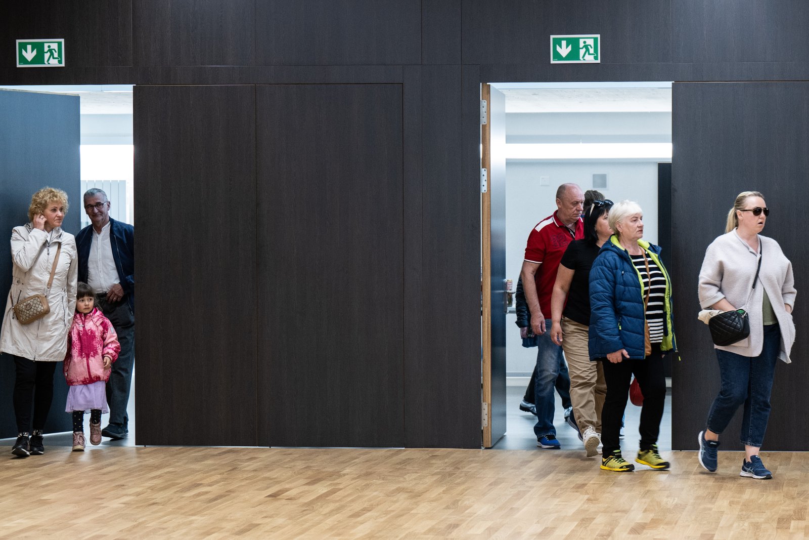 «Misstrauen dominiert die Willkommenskultur.» Ukrainische Flüchtlinge und ihre Gastfamilien werden in Murten vom Gemeinderat begrüsst. Bild :Keystone-SDA