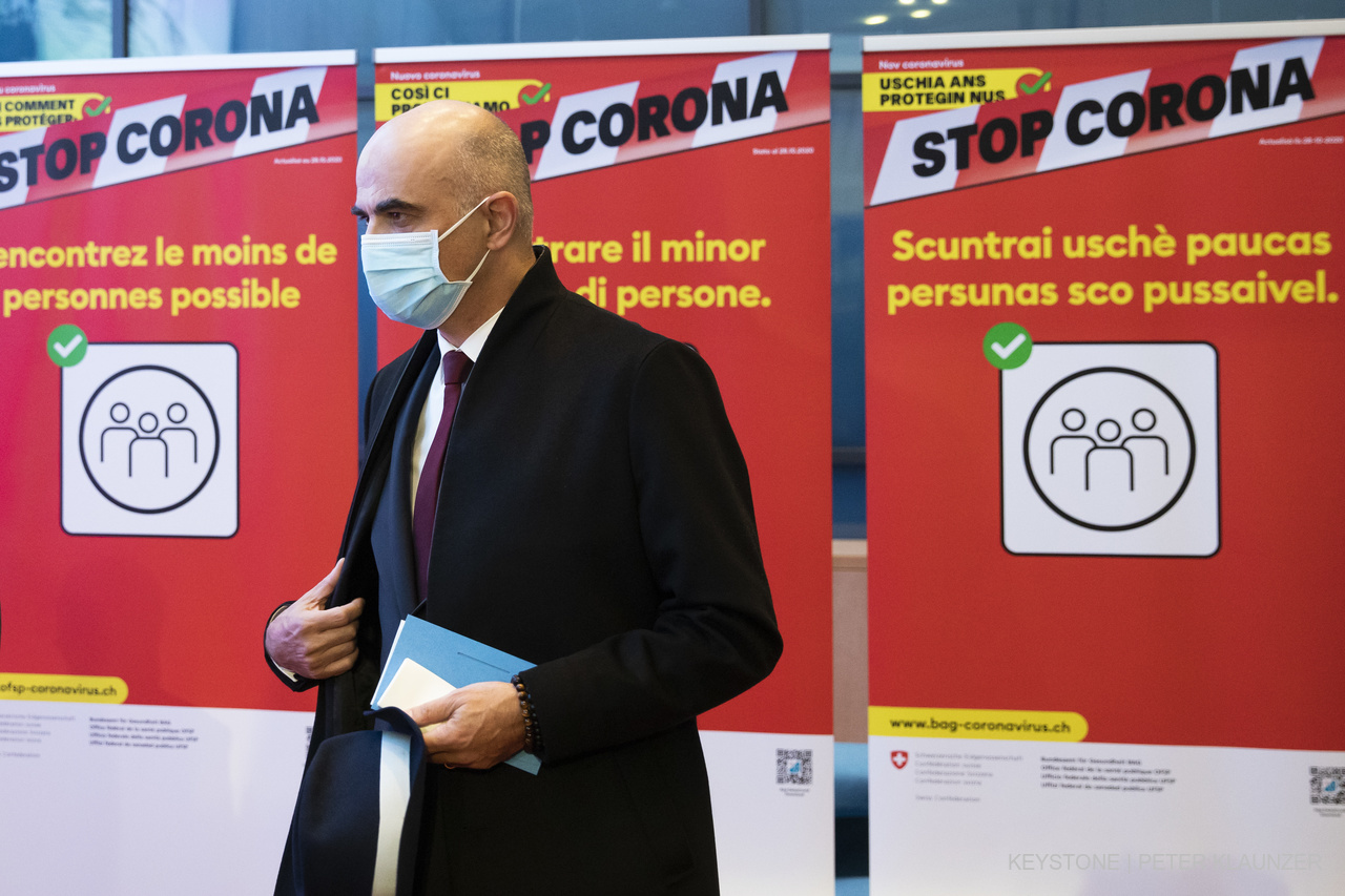 Millionensponsor? Das BAG unter der Leitung von Alain Berset hat in Zeitungen für Millionen von Franken Inserate geschaltet. Foto: Keystone