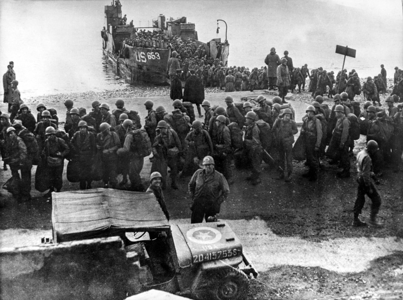 Bei Ankunft Tod: In den ersten Minuten starben Hunderte von jungen Männern. (Normandie, 6. Juni 1944). Bild: Keystone