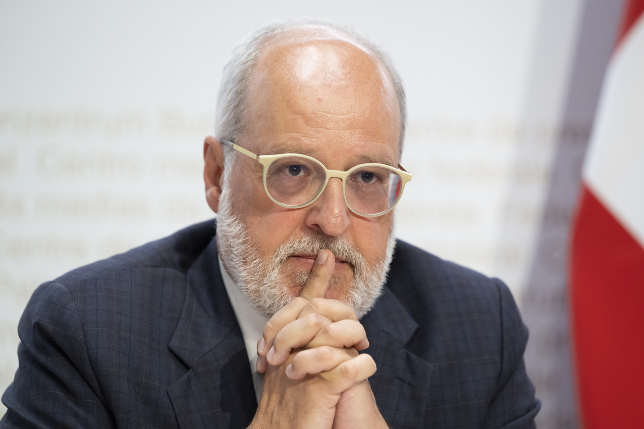 Der neue Staatssekretär Alexandre Fasel am Mittwoch vor den Medien. (Bild: Keystone)