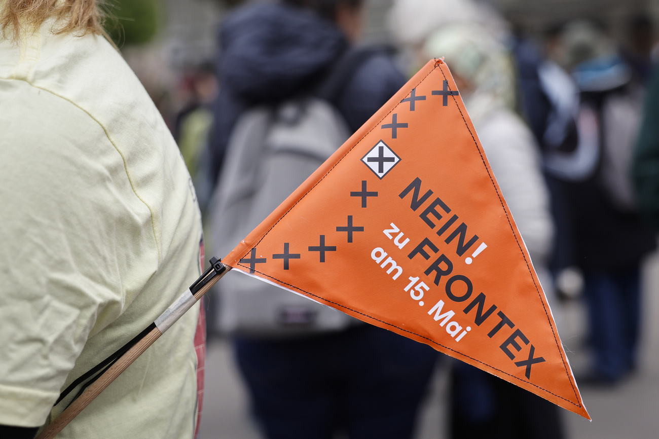 SEM sieht keinen Interessenkonflikt mit Campax, obwohl die Kampagnenorganisation ein Referendum zu Frontex unterstützt hat. (Bild: Keystone)