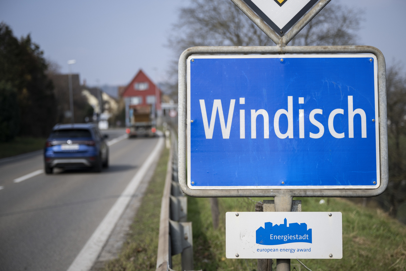 In Windisch müssen Mieter eine Liegenschaft verlassen, damit sie für Asylbewerber genutzt werden kann. (Bild: Keystone)