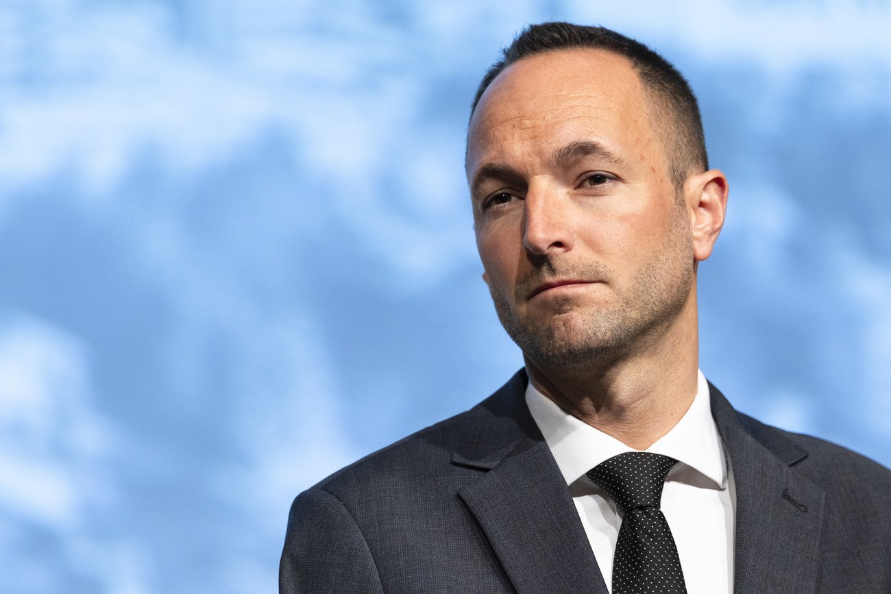 Mit der Aufgabe überfordert: Staatsratspräsident Mathias Reynard (SP). Bild: Keystone