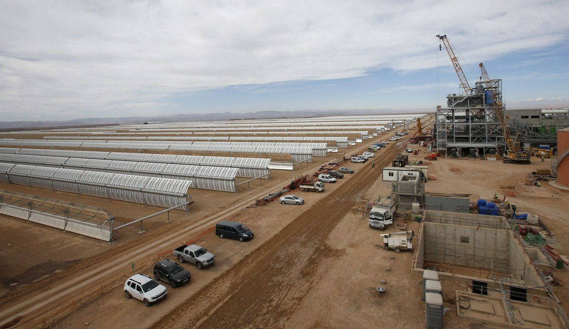 Ist der Boom der eneuerbaren Energie vorbei? Bau der Solaranlage Noor in Marokko. Bild: Keystone