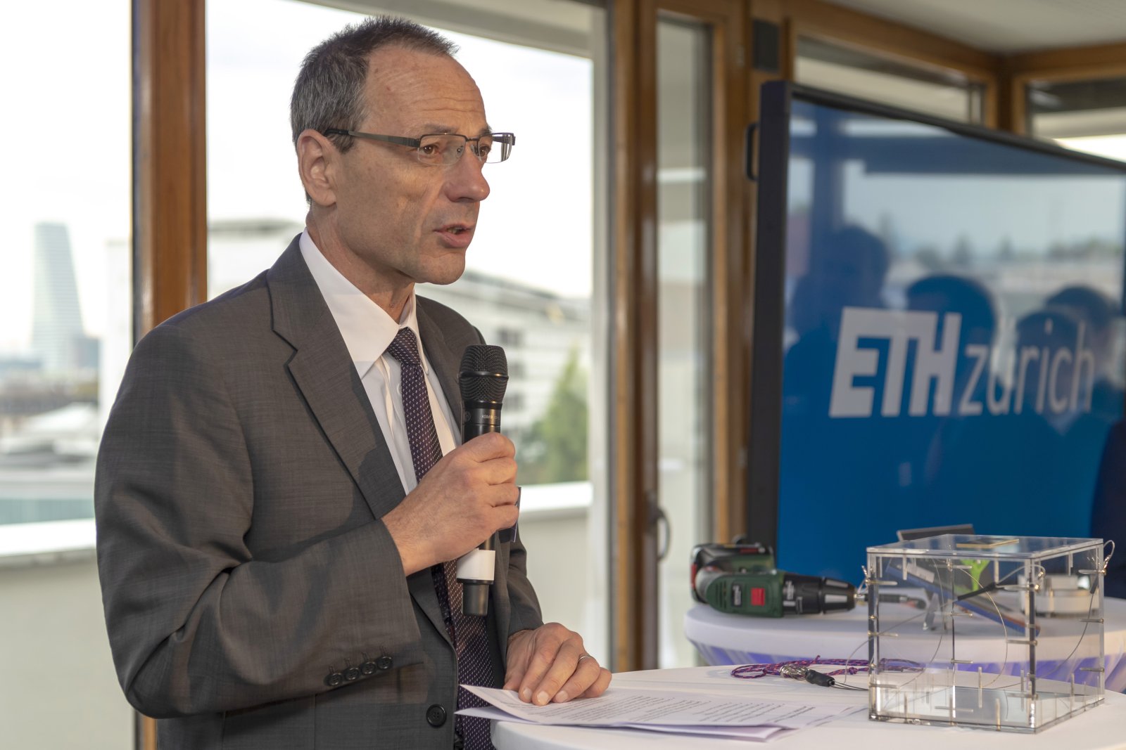 Der ehemalige ETH-Präsident Lino Guzzella an einem Anlass der Hochschule, 2018. Bild: Keystone