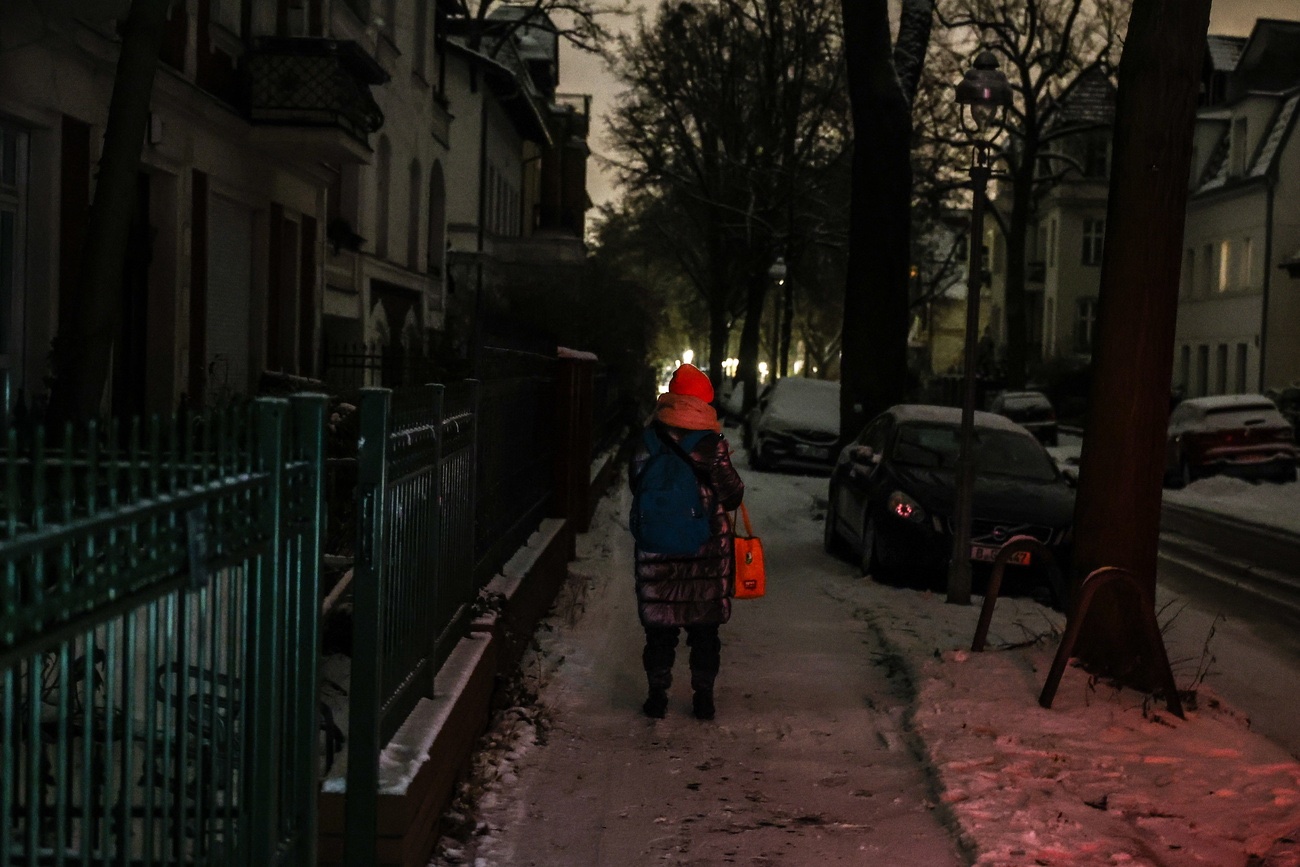 Black-out in Berlin: Menschengemachte Klimakrise. Bild: Keystone