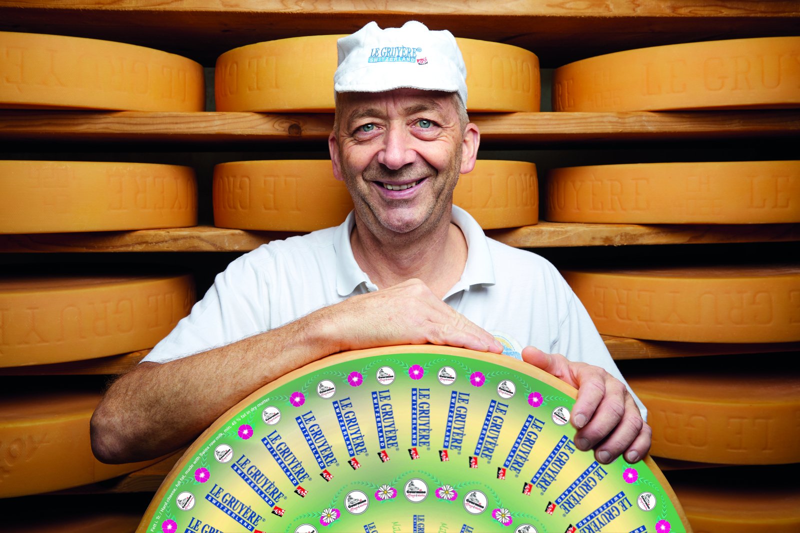 Weltmeister Urs Leuenberger mit seinem Weltmeisterkäse (Quelle: zVg)