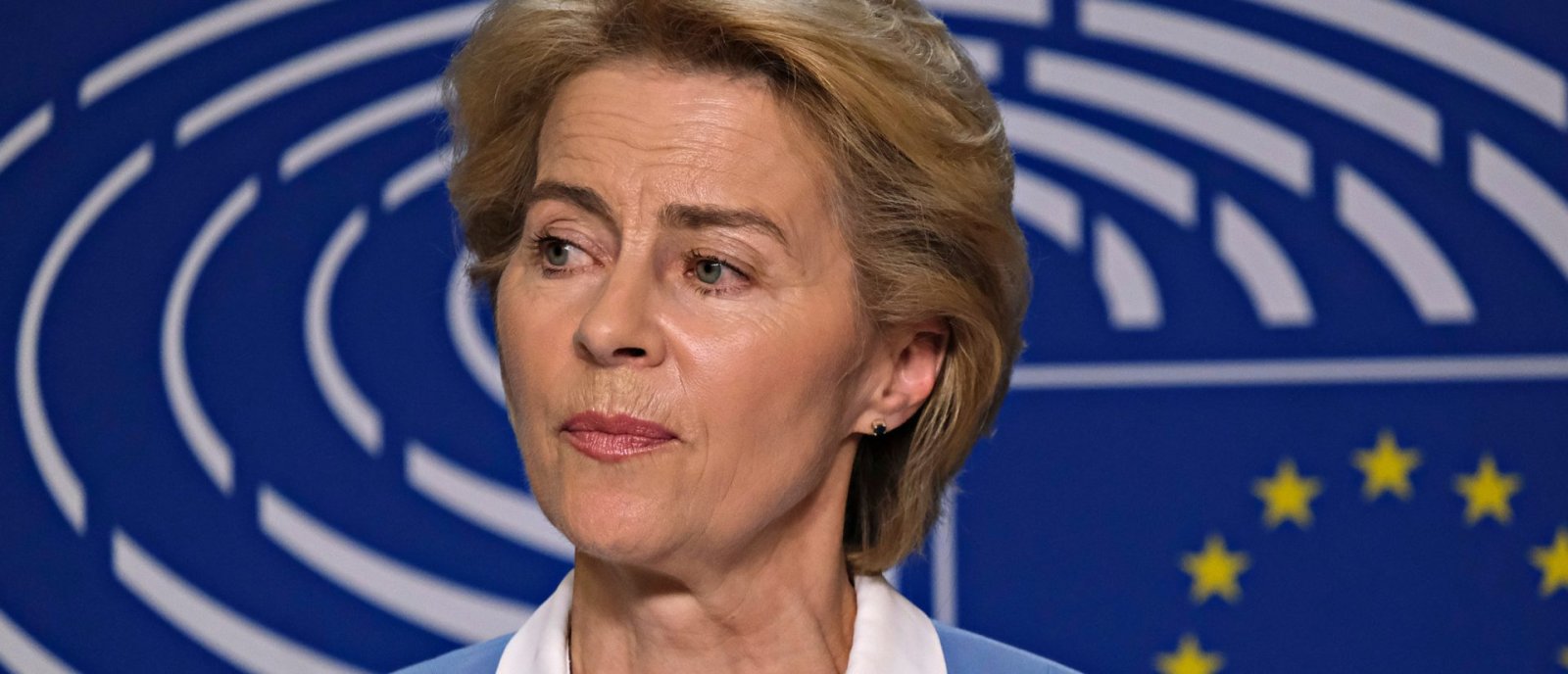 Die Schweiz sollte sich politisch von Ursula von der Leyens Wahnsinn distanzieren. Bild: Shutterstock