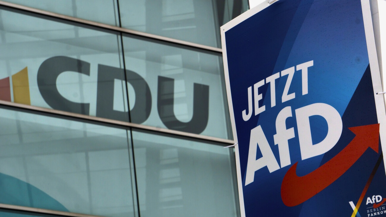 Bei gemeinsamer Mehrheit: 41 Prozent der Schweiz finden, eine CDU und AfD Koalition soll in Betracht gezogen werden. Bild: Keystone