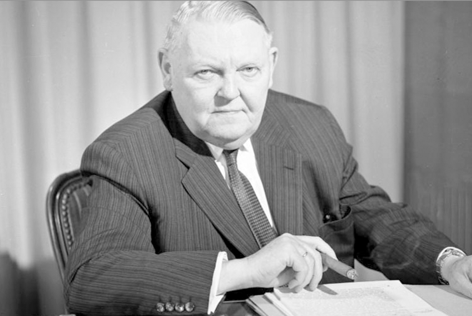 Die Denkweise des Volkswirts Ludwig Erhard (1897-1977) kam dem Ordoliberalismus entgegen. (Bild: condor.cl)