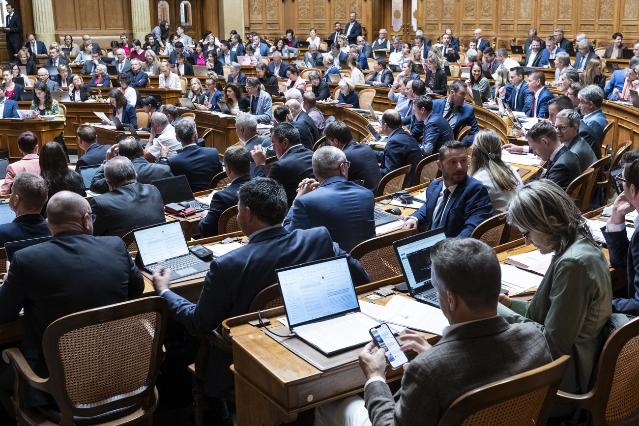 Der Nebelspalter schafft Transparenz und stellt Bürgerliche an den Pranger, die im Nationalrat mit den Linken und Grünen stimmen, obwohl sie sich vor den Wahlen rechts positioniert hatten. Bild: Keystone