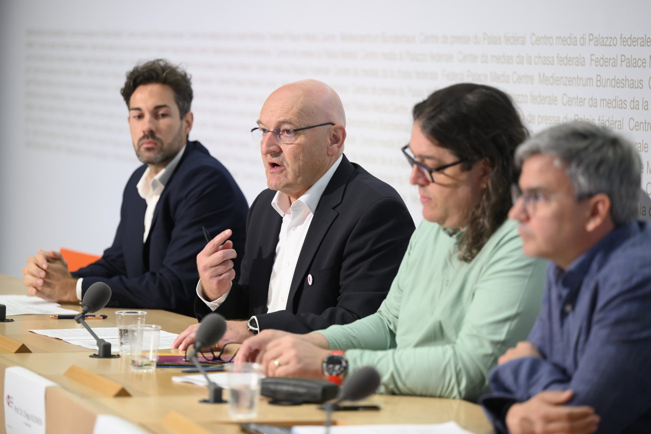 Ein parteiübergreifendes Initiativkomitee möchte die digitale Sicherheit der Schweiz in der Verfassung festschreiben. Bild: Keystone