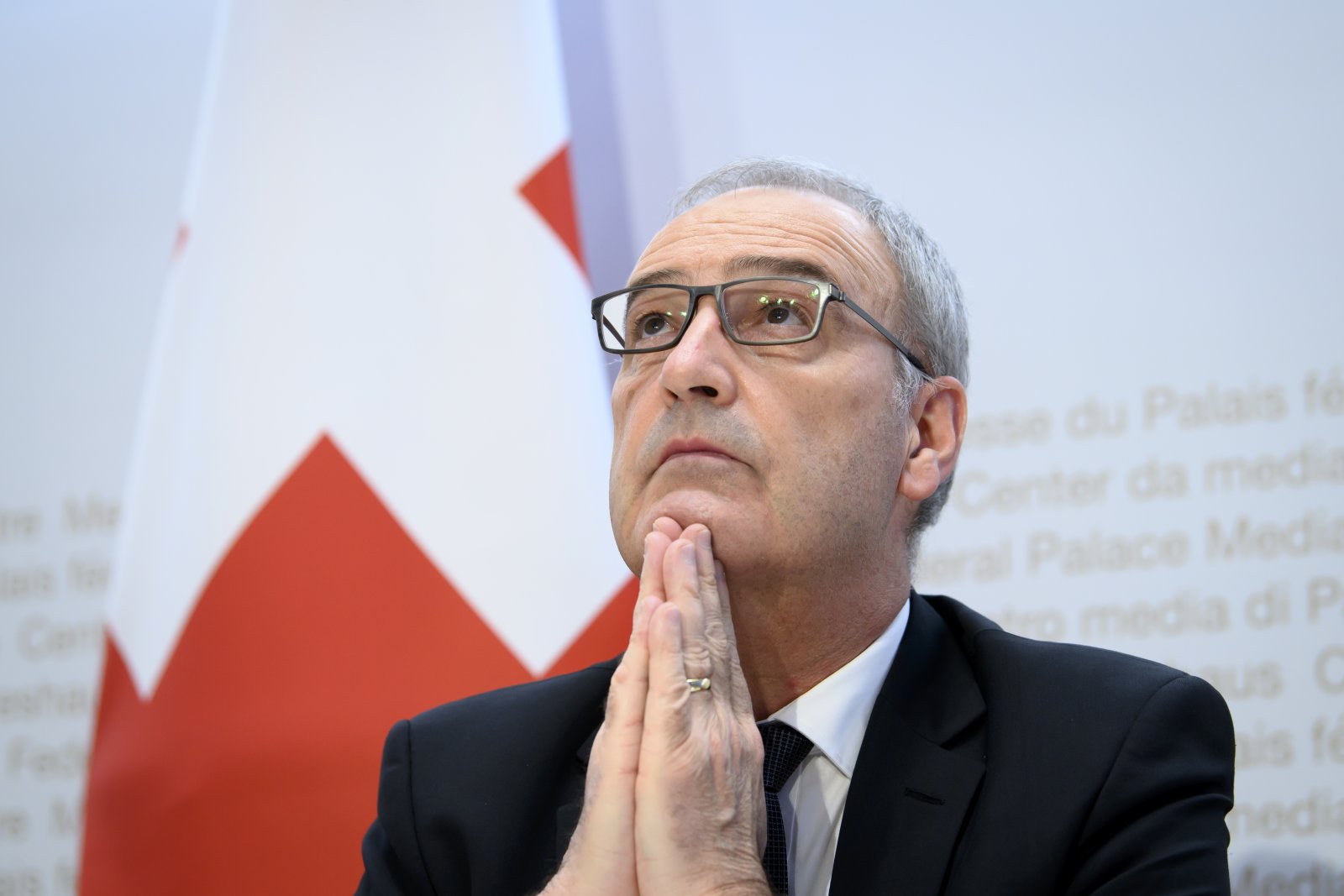 Das Departement von Guy Parmelin (SVP) schlägt einen Ausweg aus der Stromkrise vor. Bild: Keystone