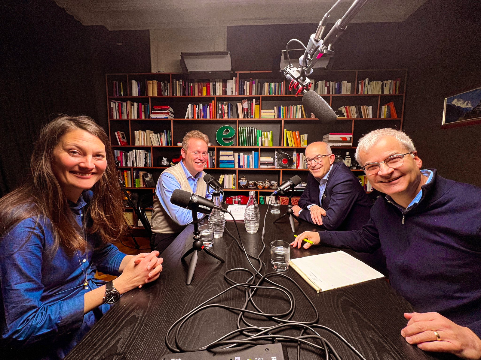 Vor der Aufnahme von Bern einfach Spezial im Nebelspalter-Studio in Zürich