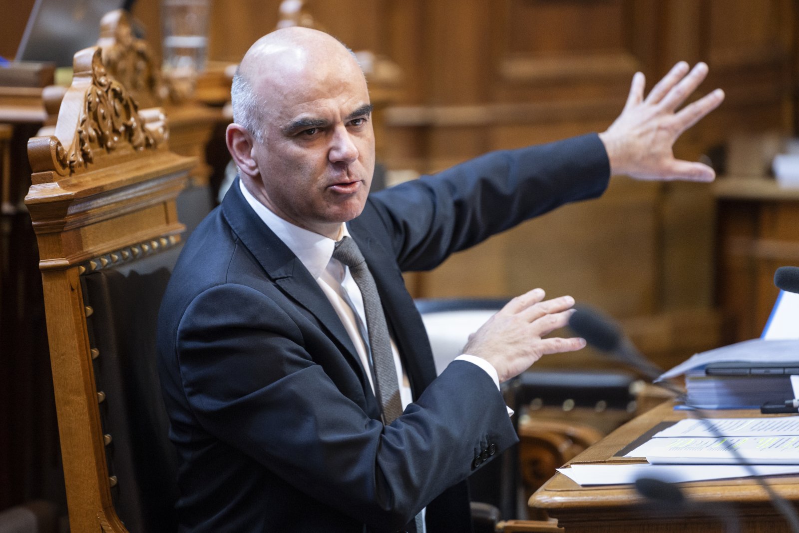 Von seiner Partei geschützt und gestützt: Alain Berset Bild: Keystone-SDA