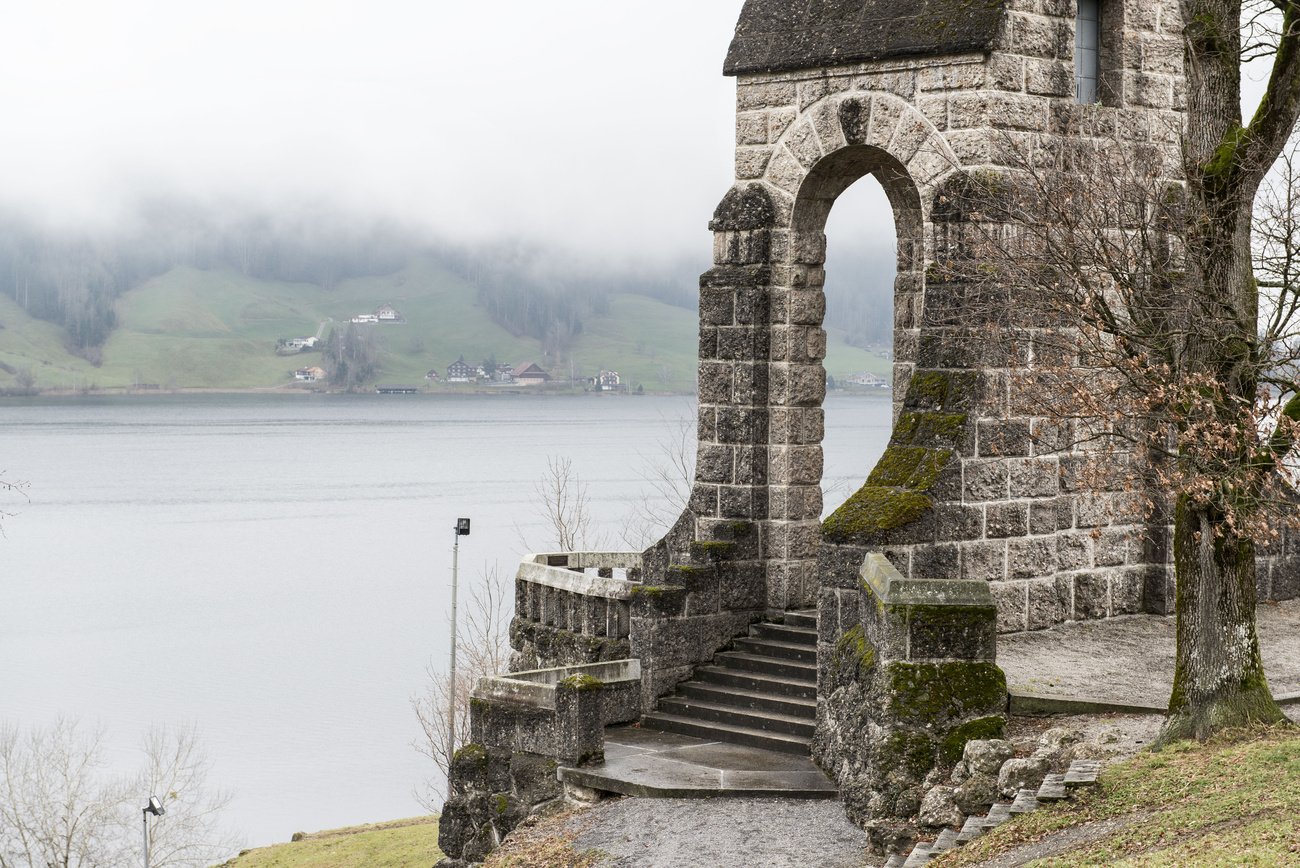 Vor über sieben Jahrhunderten wurde hier gekämpft. Heute erinnert das Monument an die Schlacht am Morgarten. Bild: Keystone