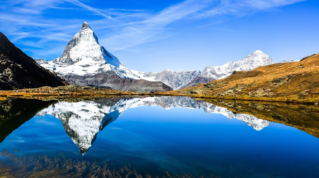 «Die fortschrittlichste Verfassung der Schweiz»: Im Kanton mit dem Matterhorn geht man vermeintlich progressive Wege. Bild: Pixabay