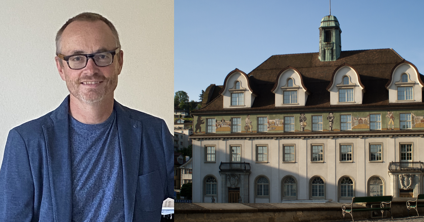 Der Hausarzt Rainer Fischbacher, rechts das Ausserrhoder Regierungsgebäude in Herisau.