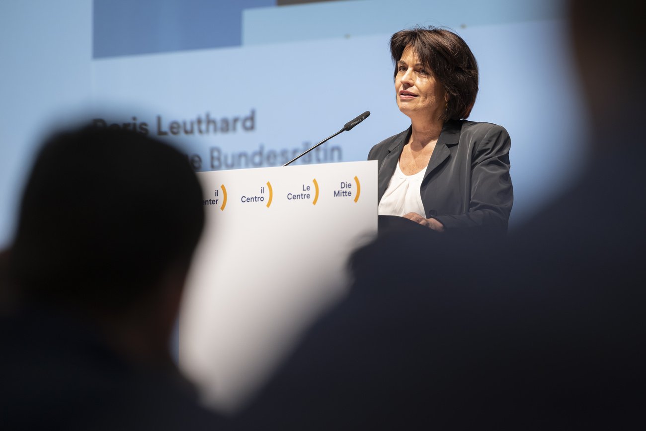 Alt-Bundesrätin Doris Leuthard ist die Stiftungspräsidentin der Ulrico-Hoepli-Stiftung, welche sie gemeinsam mit dem Stiftungsrat stillschweigend in eine anonyme Sammelstiftung verschoben hat. Bild: Keystone