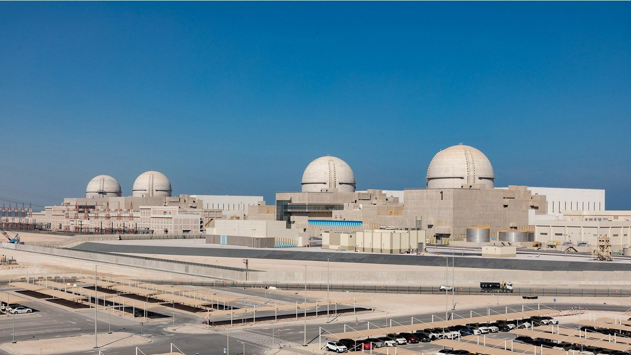 Kaum eine Energieform hat so wenig Todesopfer gefordert hat wie die Atomkraft: Modernes Kernkraftwerk Barakah mit vier Reaktoren in den Vereinigten Arabischen Emiraten. Bild: Keystone