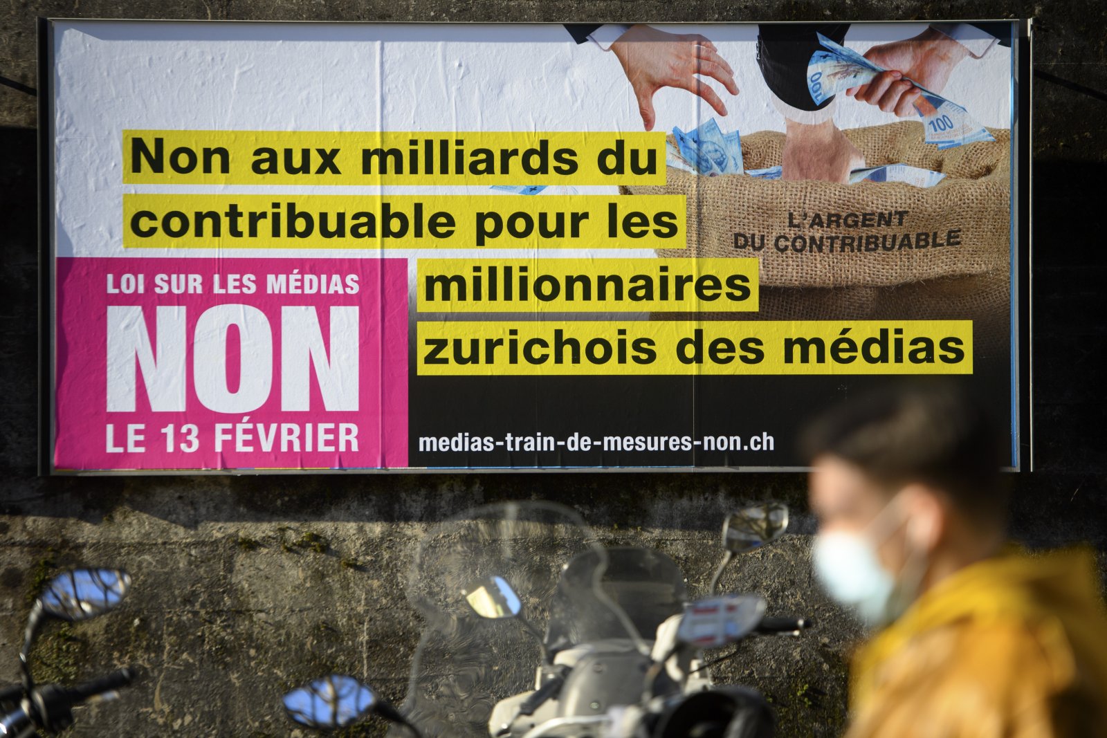 Die Kampagne der Gegner des Medienpaketes macht die Befürworter nervös. (Bild: keystone)