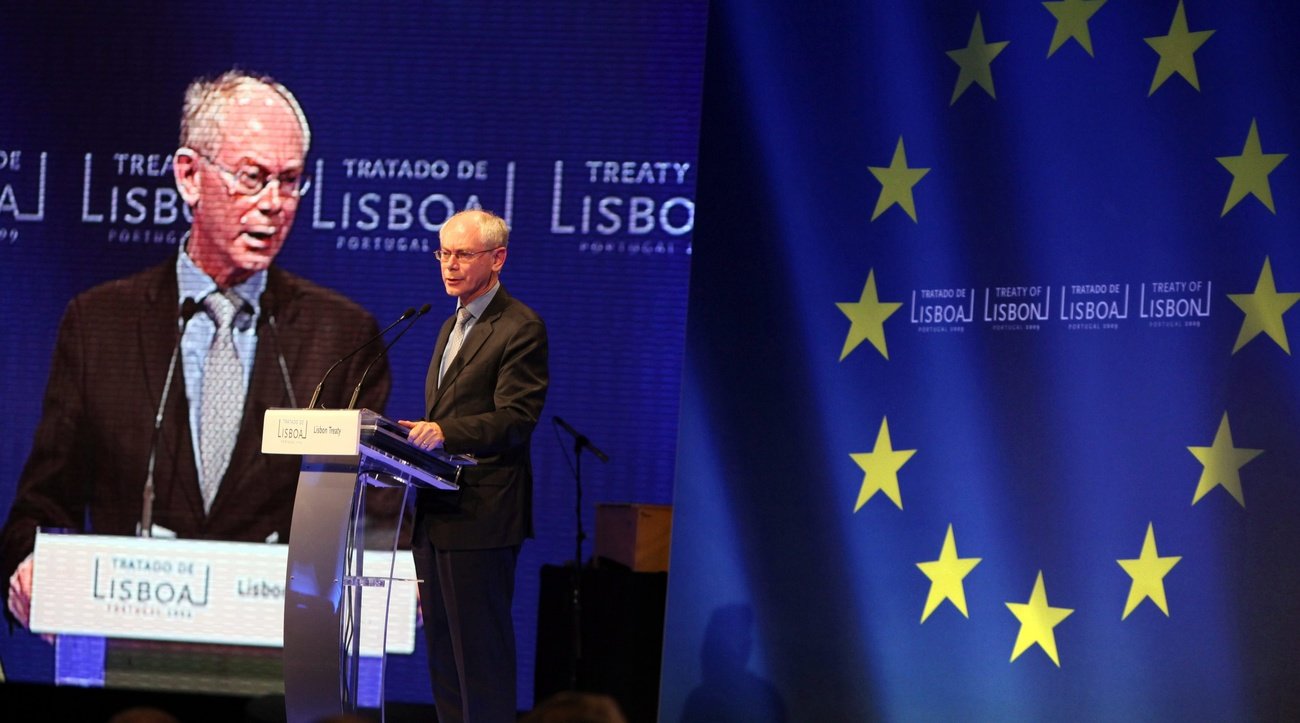 Der Präsident des Europäischen Rates, Herman Van Rompuy, hält eine Rede anlässlich des Inkrafttretens des Vertrags von Lissabon, 2009. Bild: Keystone.