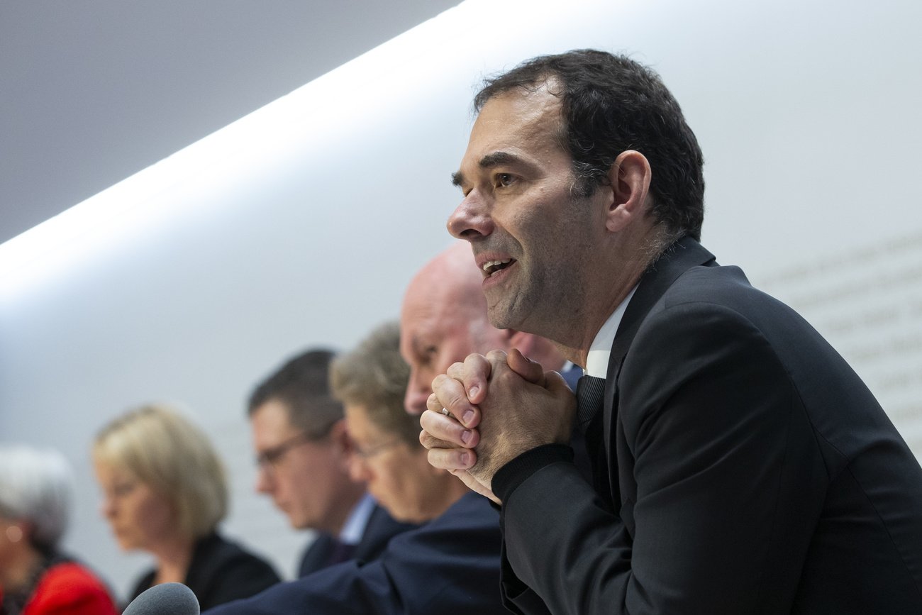 Matthias Oesch, Professor für Europarecht an der Universität Zürich, hat sich intensiv mit dem EuGH beschäftigt. Im Bild: Während einer öffentlichen Anhörung der Aussenpolitischen Kommission des Nationalrates (APK-N) zum institutionellen Abkommen. Bild: Keystone