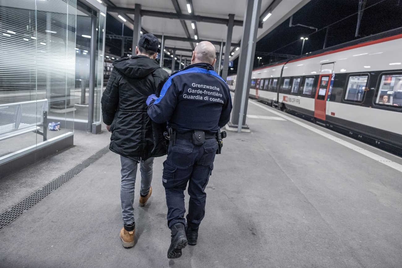 Das Dublin-Abkommen funktioniert nicht so, wie es die Behörden dargestellt haben. Es belohnt Italien für seinen Vertragsbruch. Symbolbild: Keystone