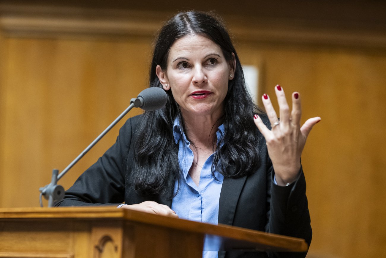 Plädiert für traditionelle Geschlechterbegriffe und ein konservatives Familienbild: SVP-Nationalrätin Nina Fehr Düsel. Bild: Keystone