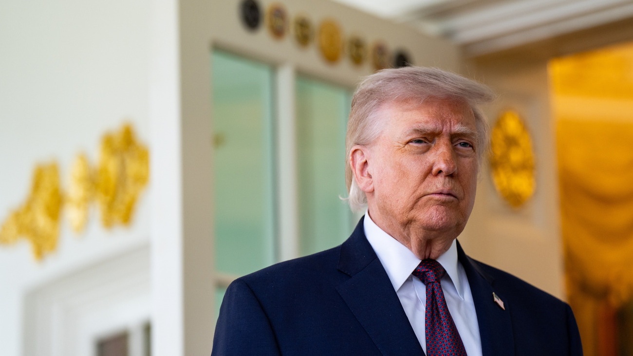 Donald Trump, Kriegsherr und Super-Primat. Bild: Keystone