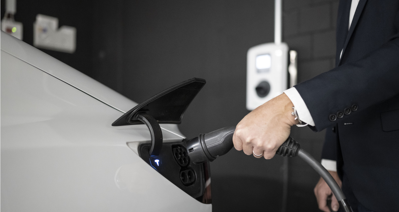 «Auto-Lüge»: Auch Elektrofahrzeuge belasten das Klima. Bild: Keystone