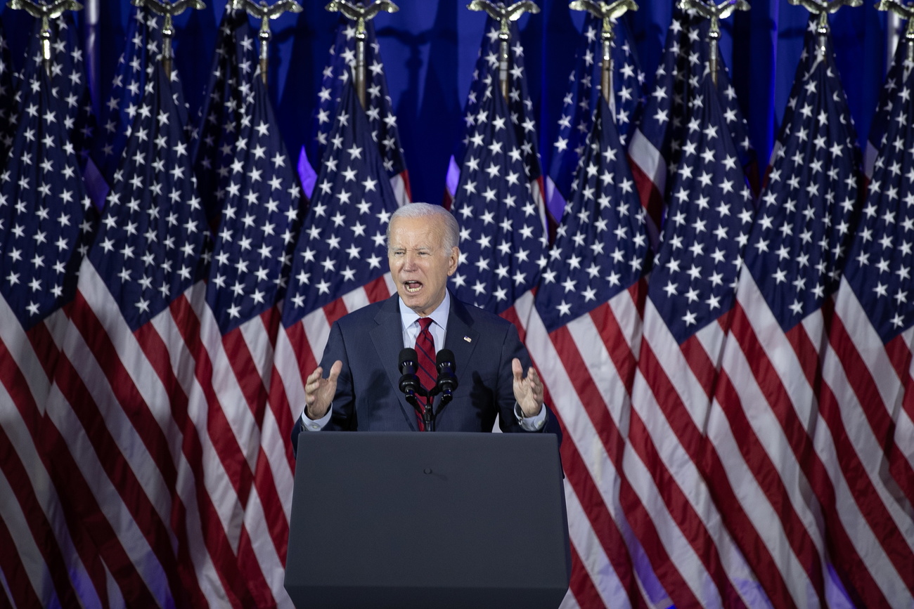 Joe Biden, Präsident und Senior, hält eine Rede.