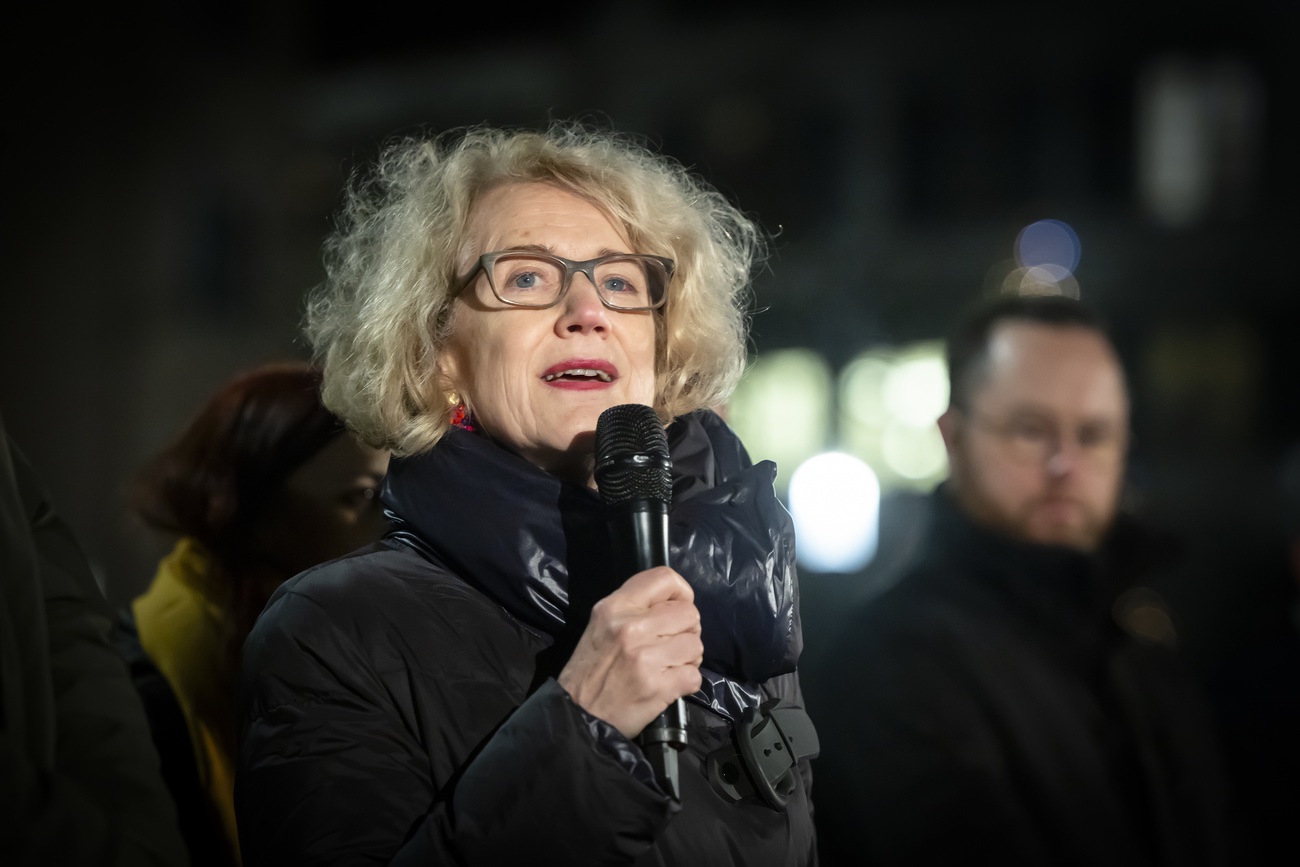 Stadtpräsidentin Corine Mauch verurteilt an einer Veranstaltung im Dezember 2023 noch den Terror der Hamas. Jetzt sollen Stadtzürcher Steuergelder diesen über die UNRWA finanzieren. Bild: Keystone