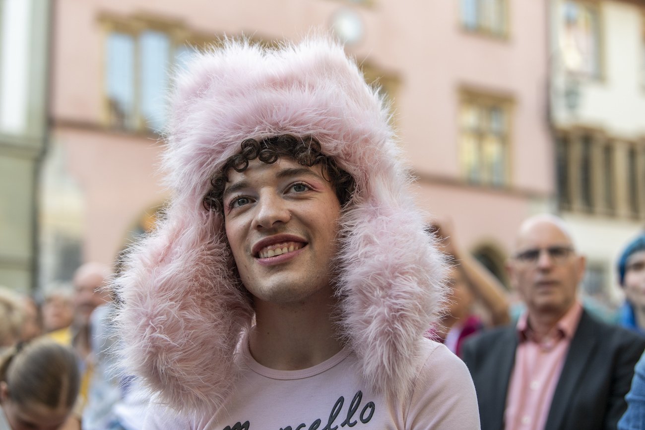 «Warum müssen wir eigentlich immer über Politik sprechen?»: Nemo. Bild: Keystone