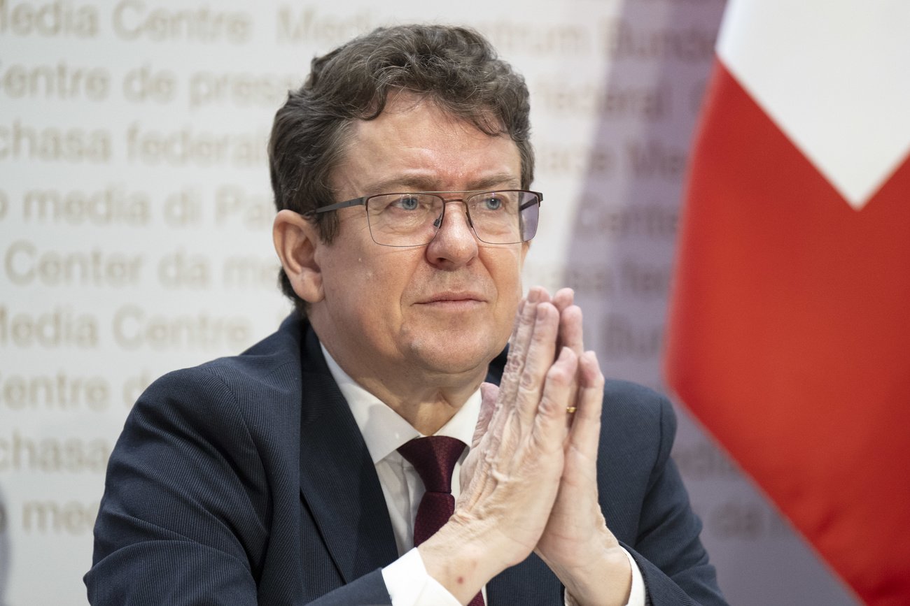 Der Ball in Sachen langfristiger Versorgungssicherheit mit Strom ist bei ihm: Bundesrat Albert Rösti. Bild: Keystone