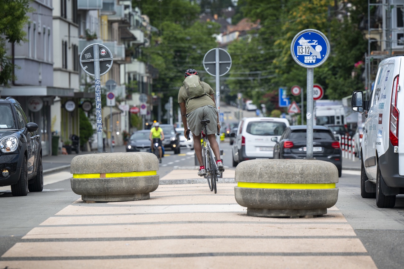 Verkehrsplanung in der Stadt: Es gibt kein Vortrittsrecht des Schwächeren, und eigentlich gelten keine Regeln – ausser dem Recht des Stärkeren. Bild: Keystone