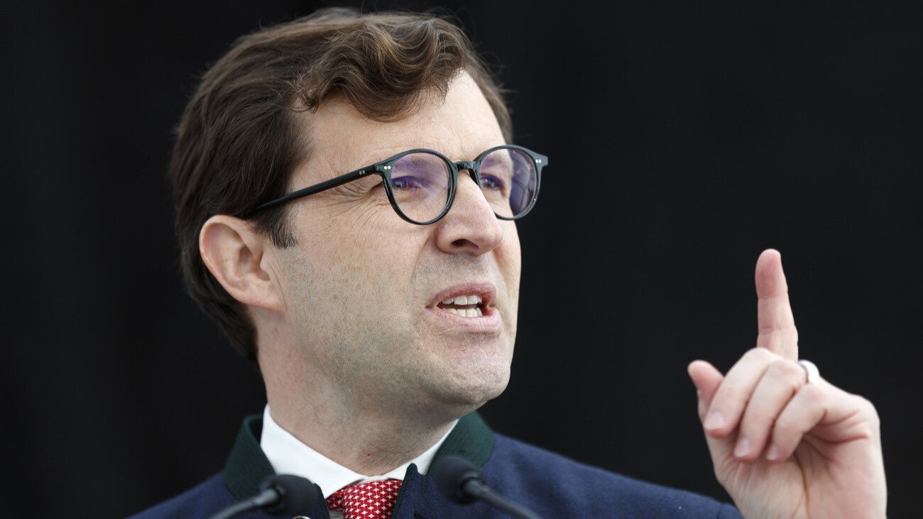 Prof. Christoph Schaltegger ist Direktor des Instituts für Schweizer Wirtschaftspolitik an der Universität Luzern. Bild: Keystone