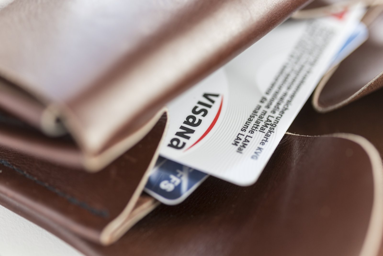 Seit Jahren steigen die Prämien – aber auch die Löhne der Manager (Quelle: Keystone)