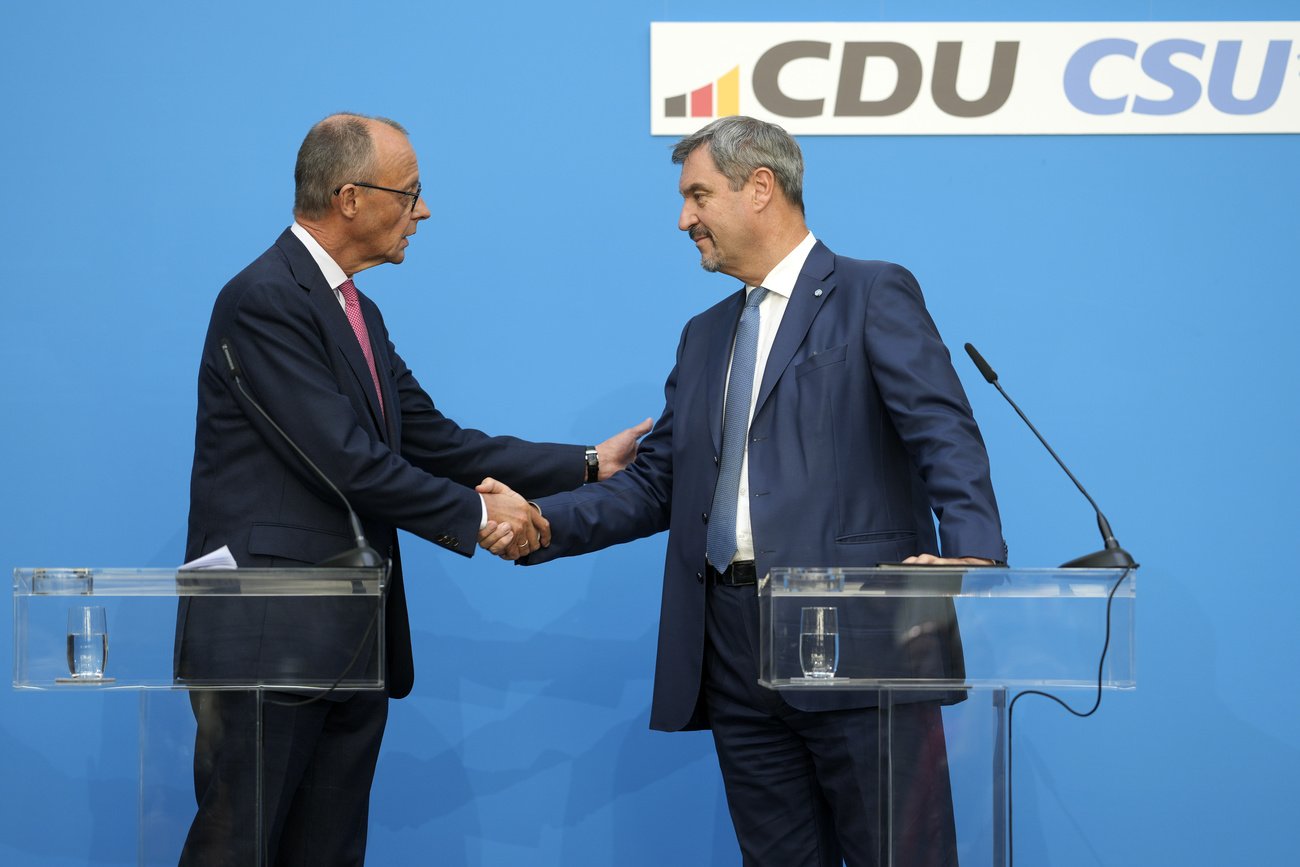 «Die Klimaneutralität bis 2045 haben wir fest im Blick»: Friedrich Merz (CDU, links), Kanzlerkandidat der Union, und CSU-Chef Markus Söder. Bild: Keystone