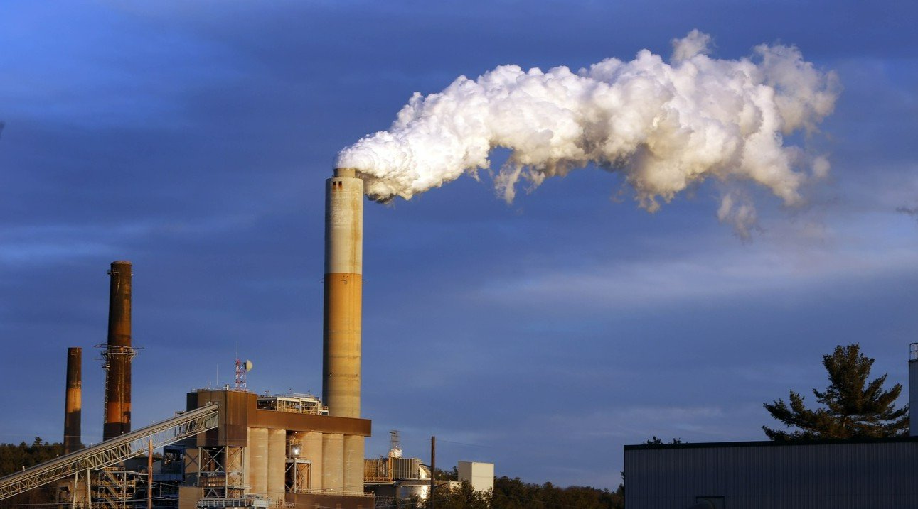 Über 80 Prozent der weltweit verbrauchten Energie wird fossil erzeugt: Kohlekraftwerk in den USA. Bild: Keystone