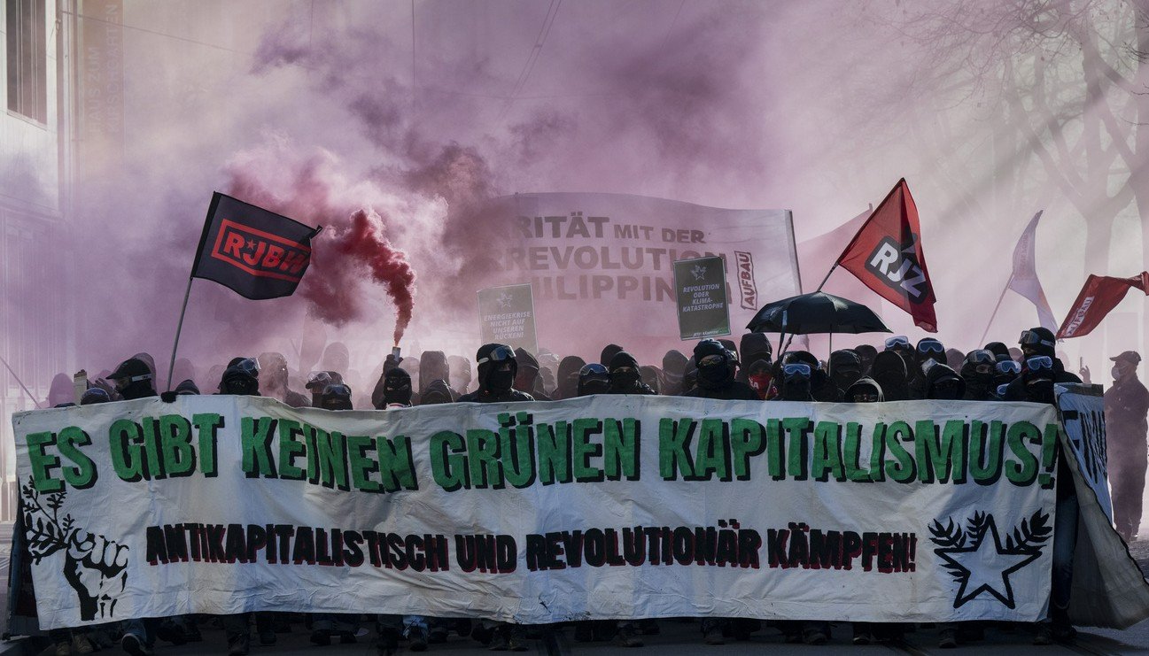 Im Grunde geht es um die Durchsetzung sozialistischer Ziele: Klimademonstration in Basel, 2023. Bild: Keystone