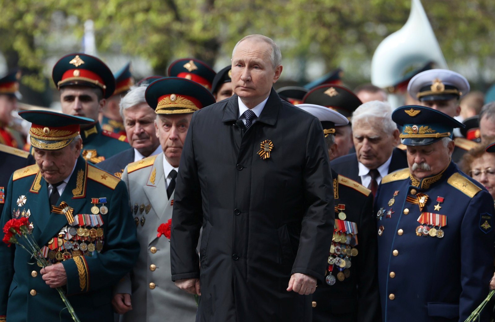 Vielleicht müssen wir ihm ein Denkmal bauen: Wladimir Putin befreit Europa gewaltsam von gefährlichen Illusionen.