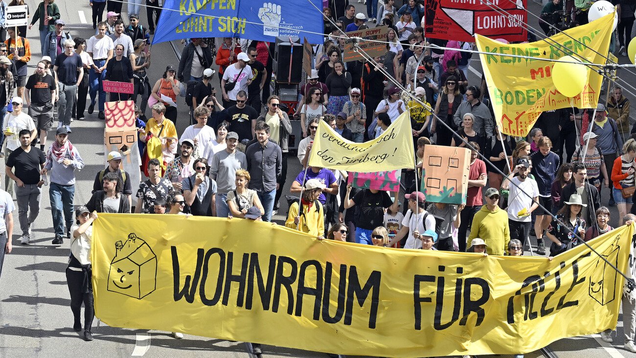 Auf dem Zürcher Wohnungsmarkt wächst die Konkurrenz und die Mieten steigen. Bild: Keystone