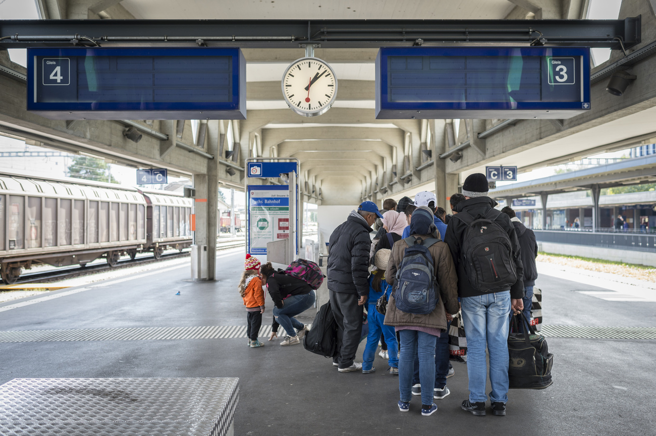 Das SEM behält keinen Überblick darüber, wie viele Asylbewerber in der Schweiz untertauchen, nachdem deren Antrag abgelehnt wurde. (Bild: Keystone)
