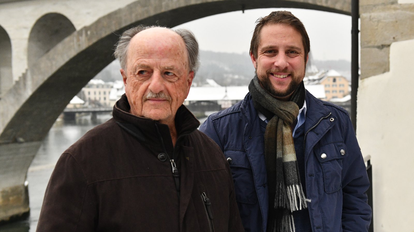 Perspektiven fürs Bildungswesen: Die Lehrer Daniel Wirz und Jérôme Schwyzer in Bremgarten (AG). (Bild: Daniel Wahl)