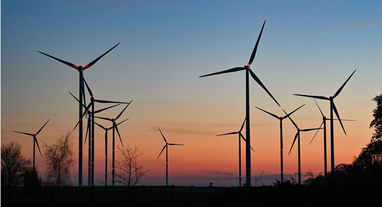 Immer wieder fast vollständiger Ausfall: Windräder in Deutschland. Bild: Keystone