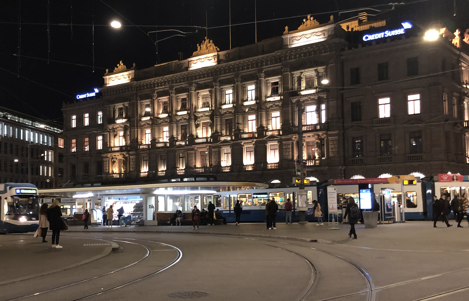 Der alte Hauptsitz der Credit Suisse am Paradeplatz. Lichter löschen? Oder Neubeginn?