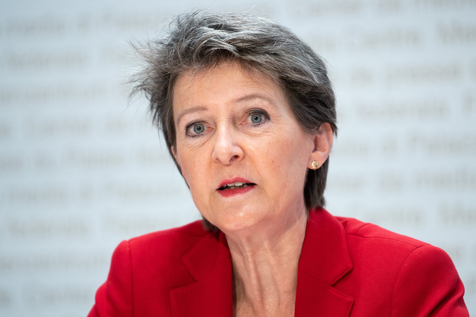 Sie ist angezählt, aber noch längst nicht weg (Bild: Keystone)