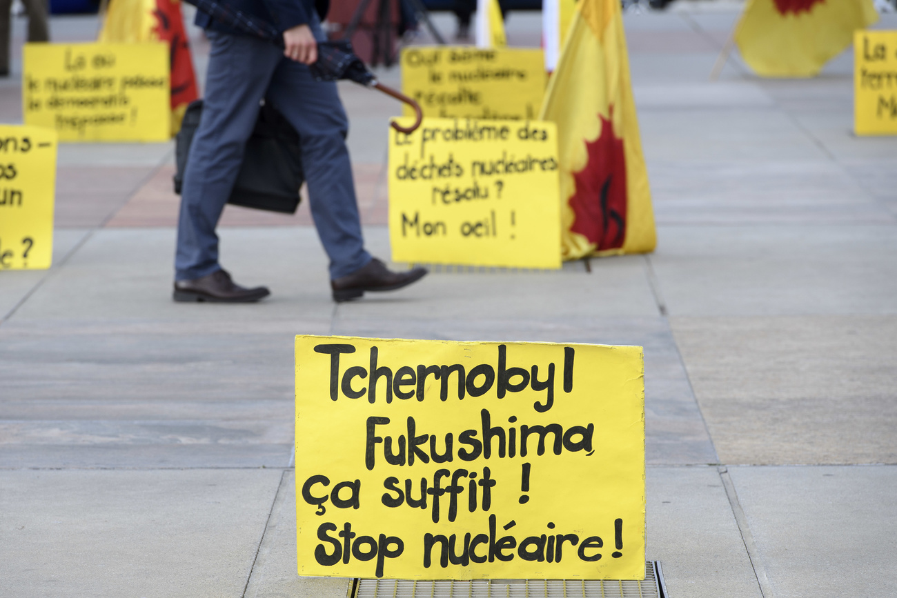 Keine Strahlungstoten wegen Fukushima: Demonstration gegen Atomkraft 2017 in Genf. Bild: Keystone