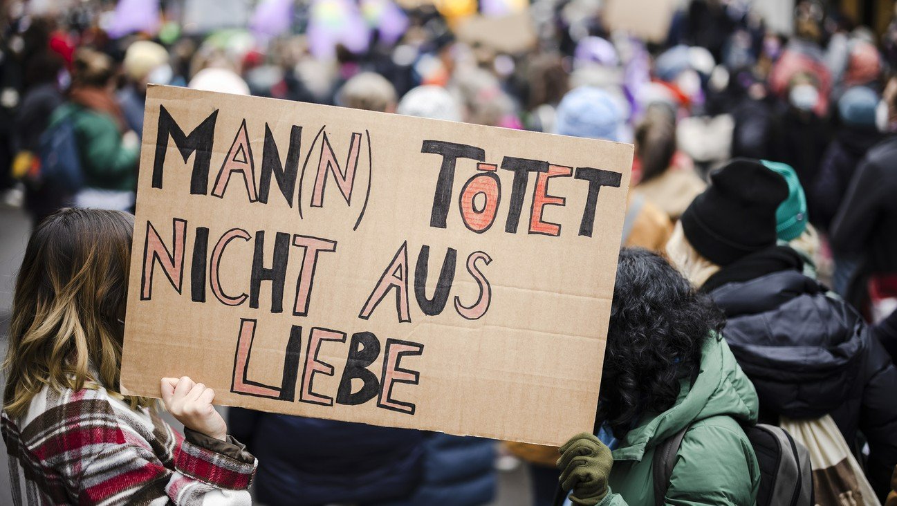 Es gibt keine Hinweise, dass sich Femzide in der Schweiz häufen: Demonstration gegen geschlechtsspezifische Gewalt in Zürich, 2021. Bild: Keystone